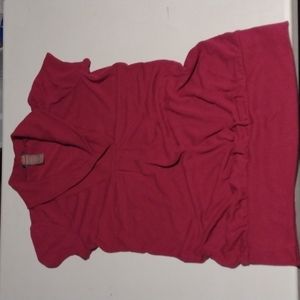 SoSik dark pink cowl v-neck short sleeve sweater. Size M